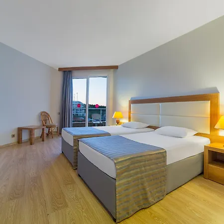 Ośrodek wypoczynkowy Justiniano Club Alanya 4*